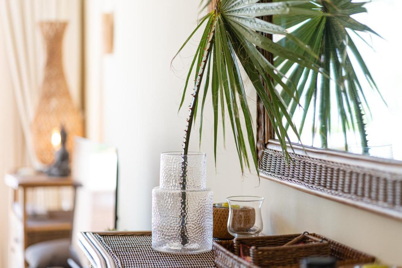 Costalita Beach Apartment Estepona Dış mekan fotoğraf