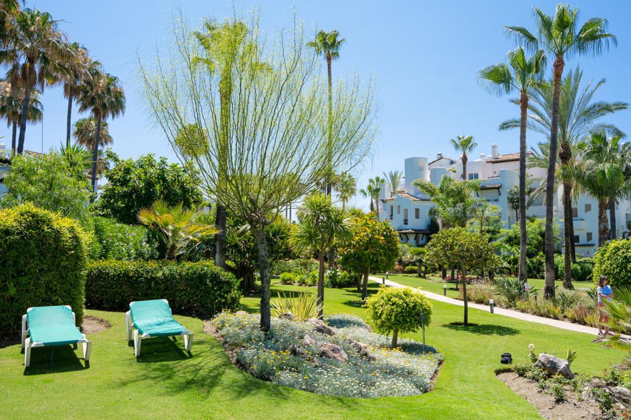 Costalita Beach Apartment Estepona Dış mekan fotoğraf