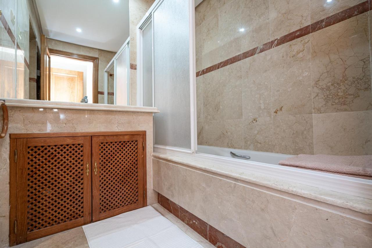 Costalita Beach Apartment Estepona Dış mekan fotoğraf