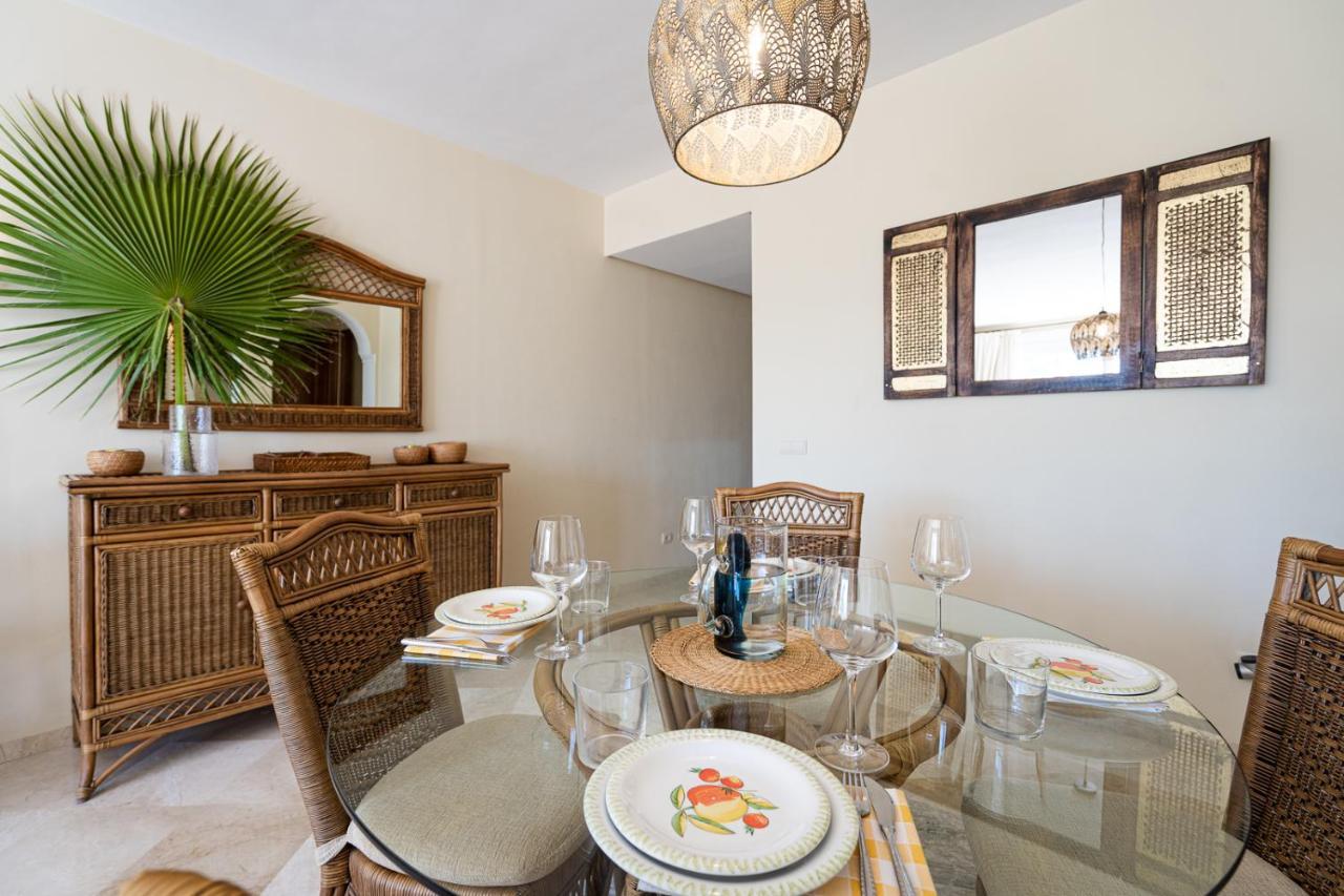 Costalita Beach Apartment Estepona Dış mekan fotoğraf